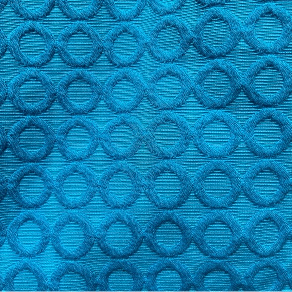 Taylor Sleeveless Ruffle Collar Sheath Dress Blue w/ Circular Textured Pattern - Picture 4 of 12